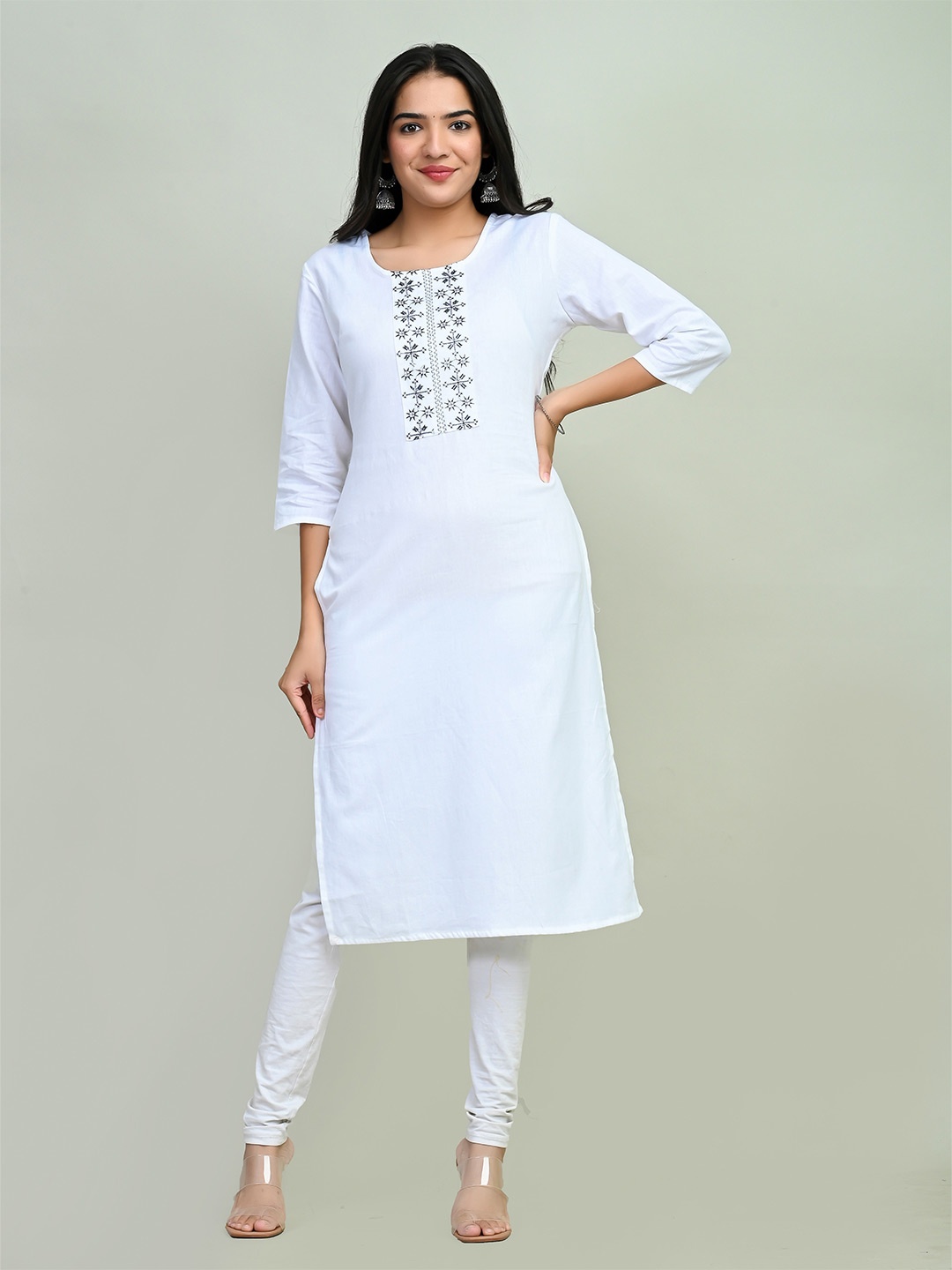 

Miramaar Ethnic Motifs Embroidered Thread Work Cotton Straight Kurta, White