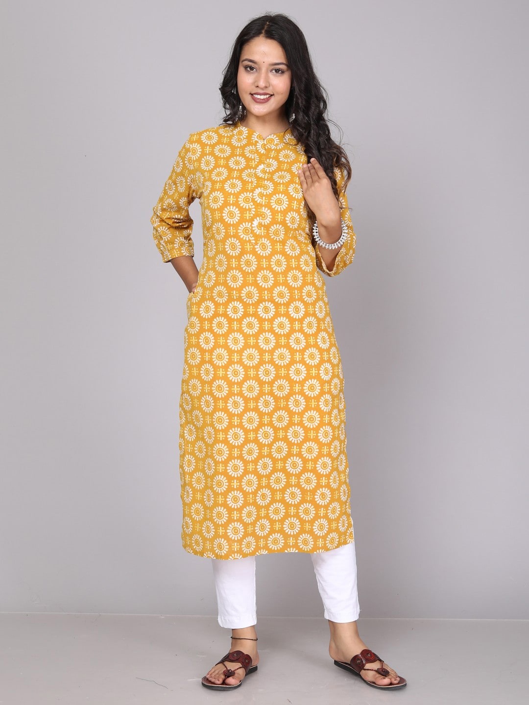 

Miramaar Ethnic Motifs Printed Mandarin Collar Cotton Straight Kurta, Yellow