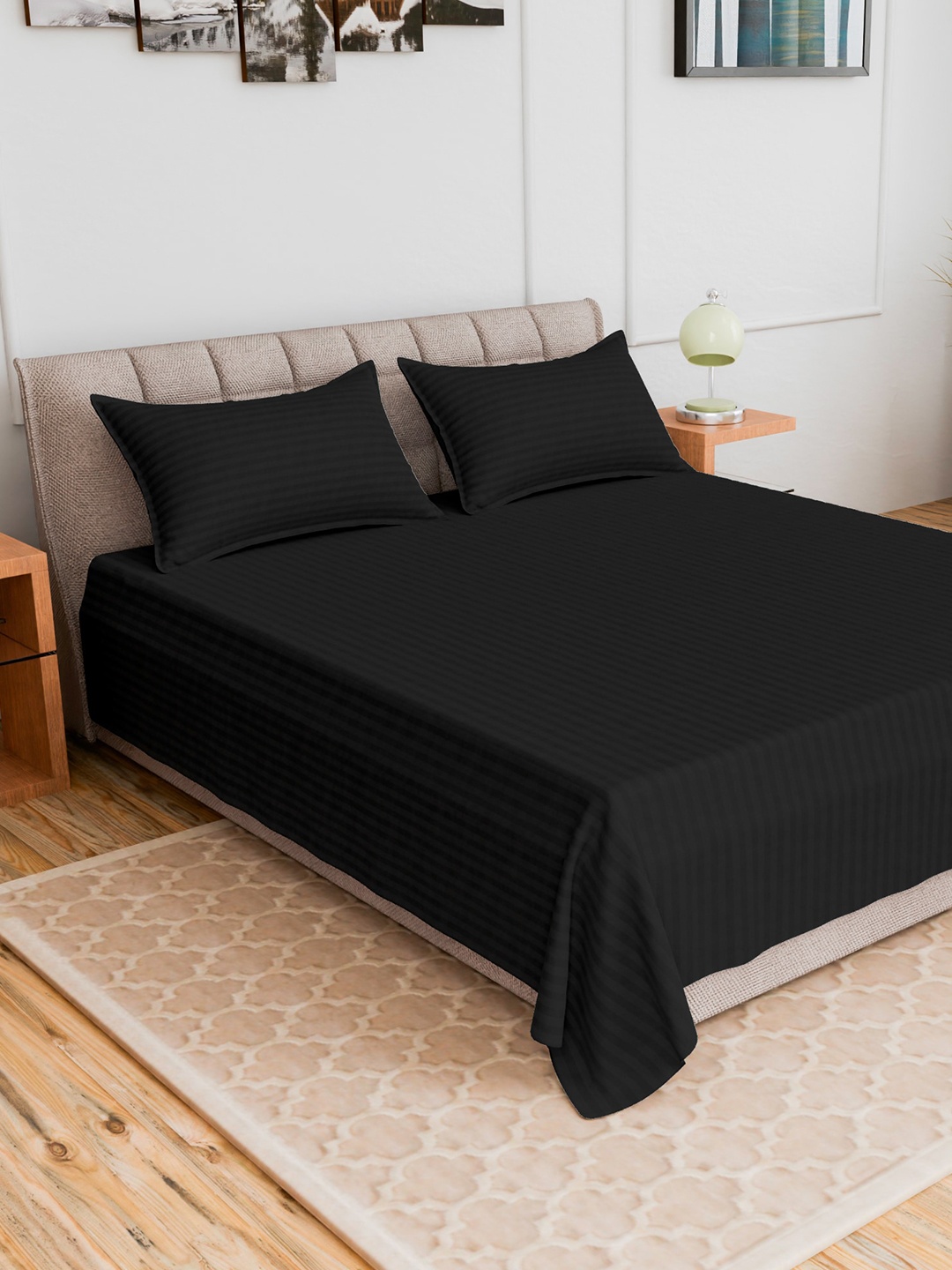 

CURIOUS LIFESTYLE Black Striped 300 TC Queen Bedsheet with 2 Pillow Covers