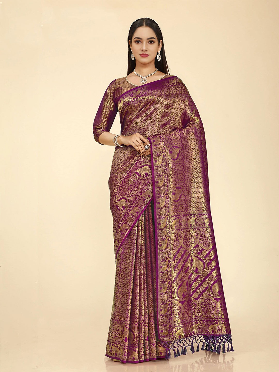 

V3 FASHION STUDIO Purple & Gold-Toned Woven Design Zari Kanjeevaram Saree