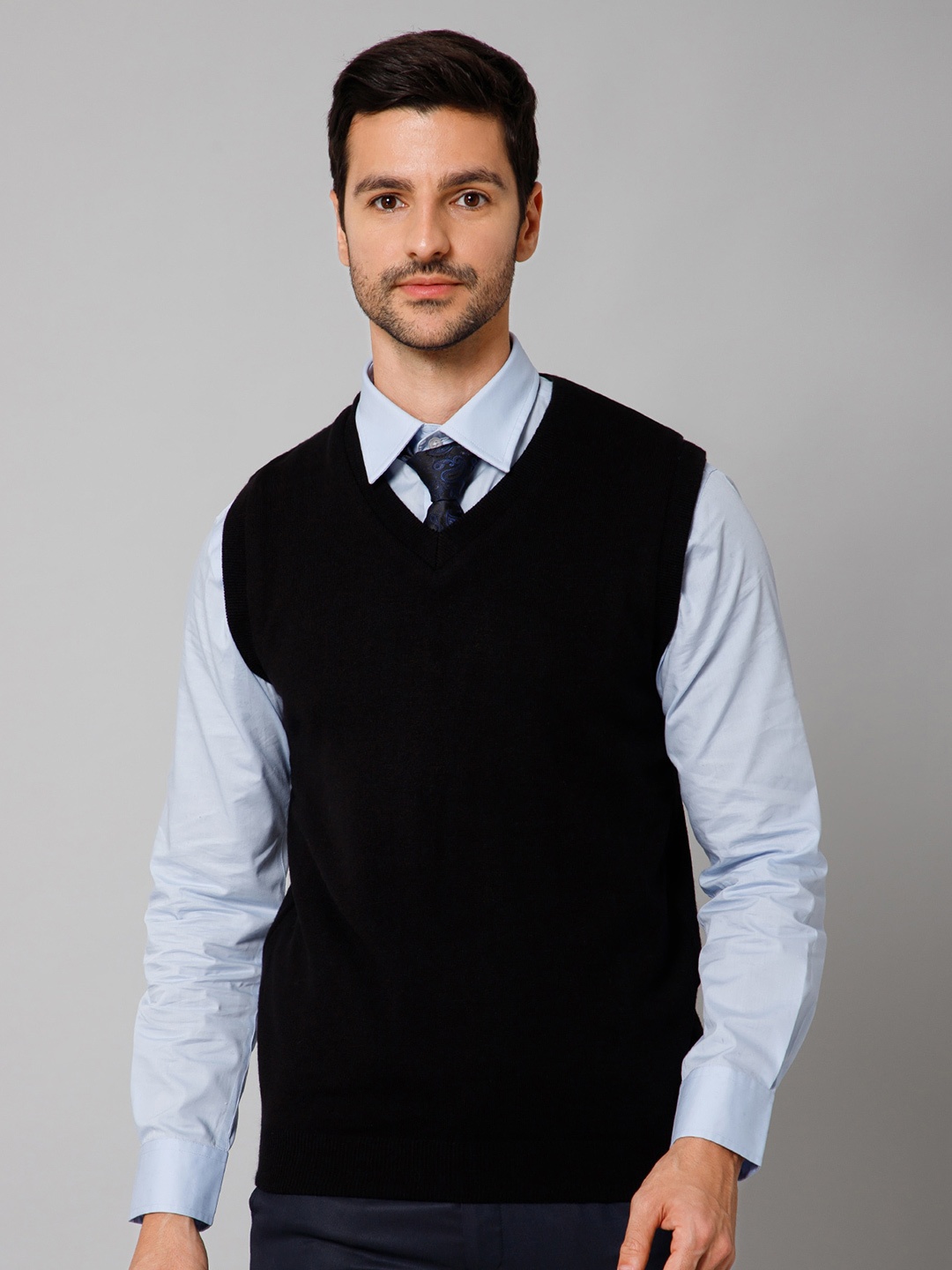 

Cantabil Men Black Sweater Vest