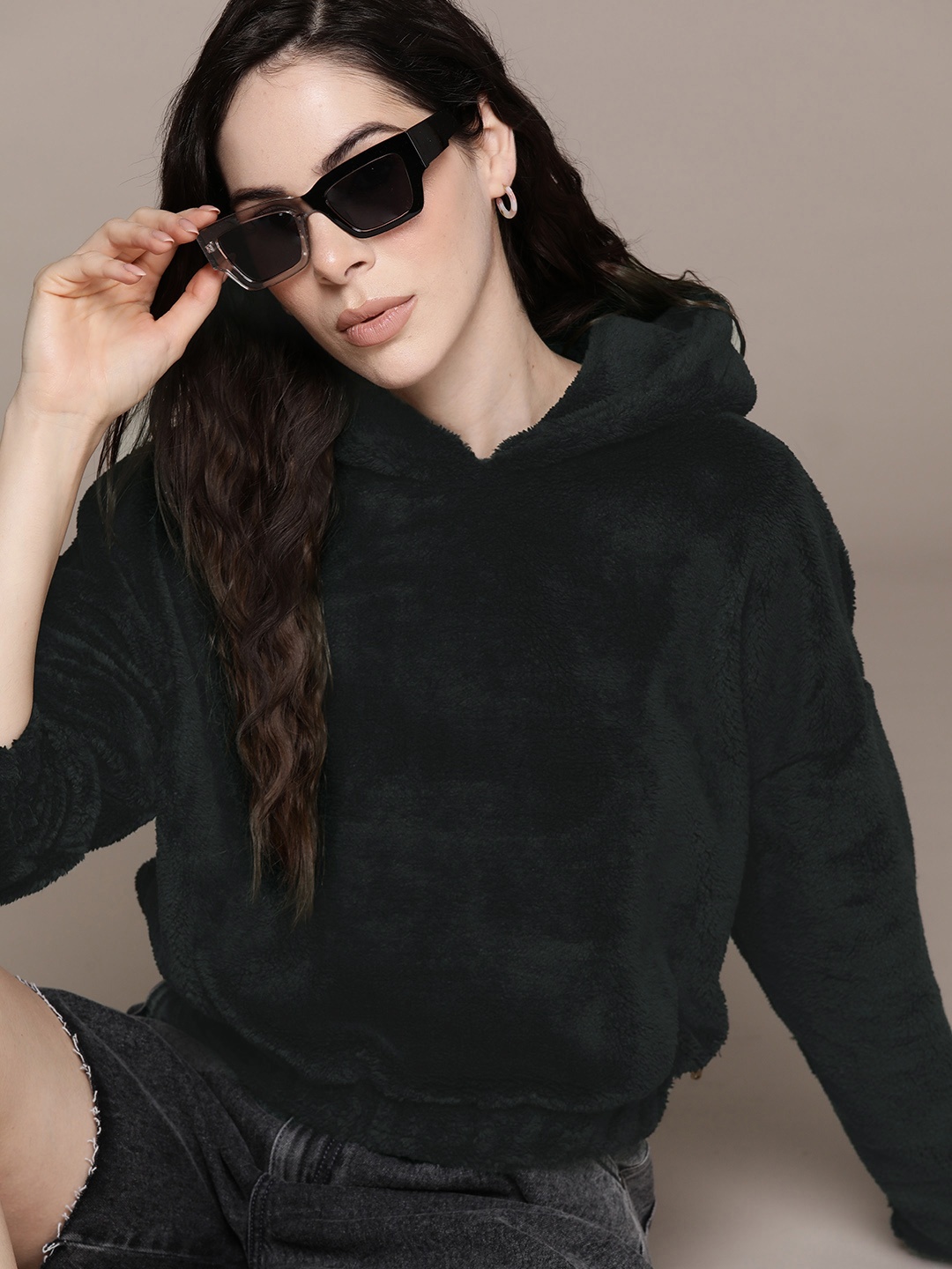

Roadster Women Hooded Sweatshirt, Black