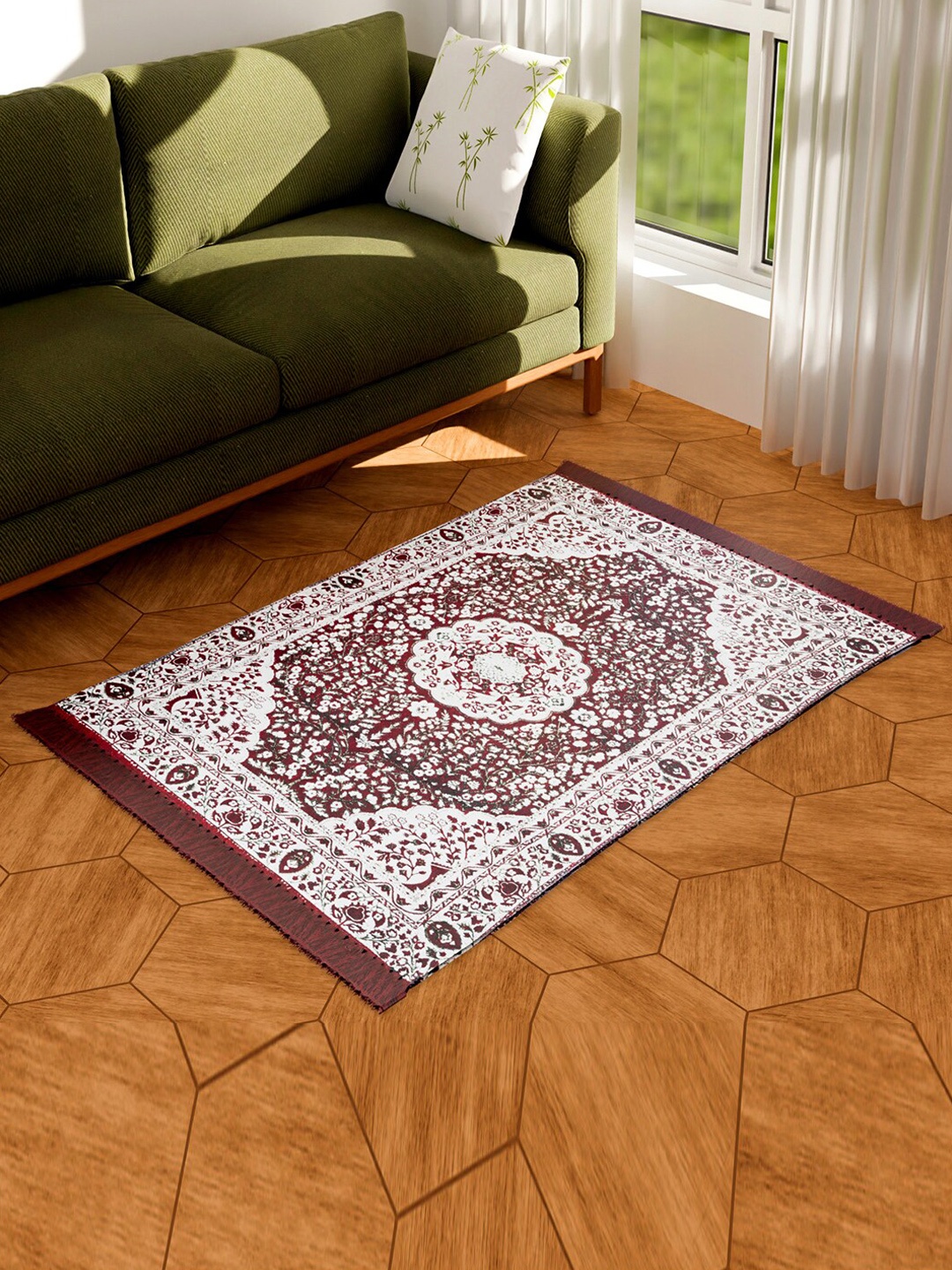 

Kuber Industries Maroon & White Floral Design Velvet Carpet