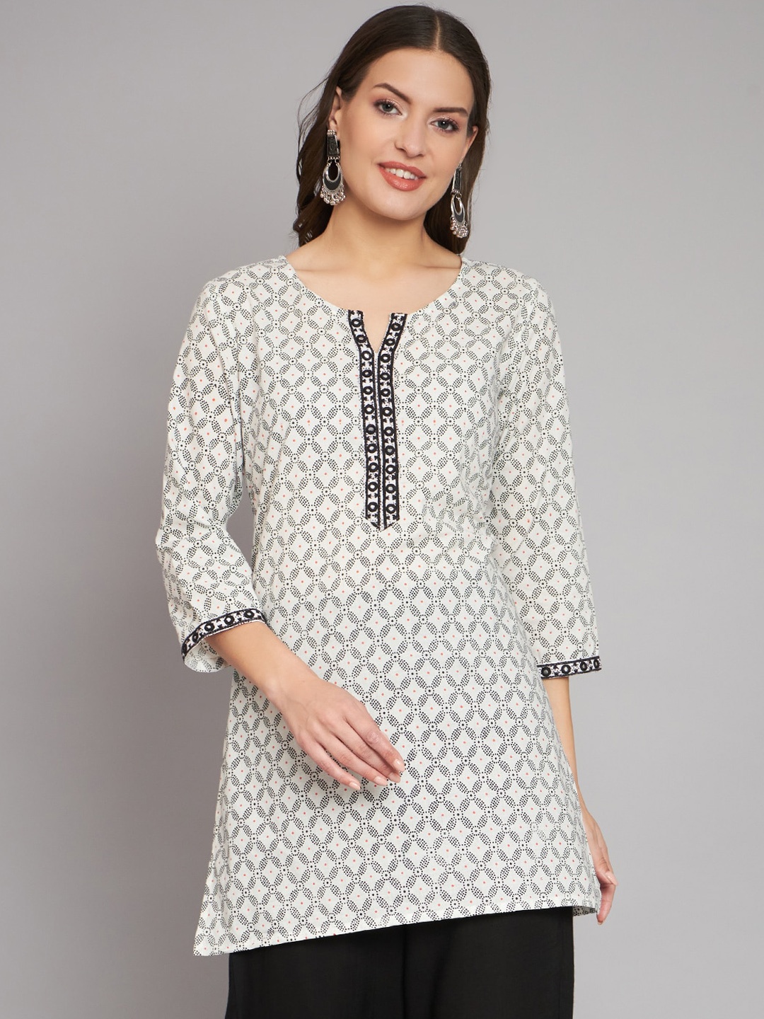 

RANGMAYEE Geometric Printed Cotton Kurti, White