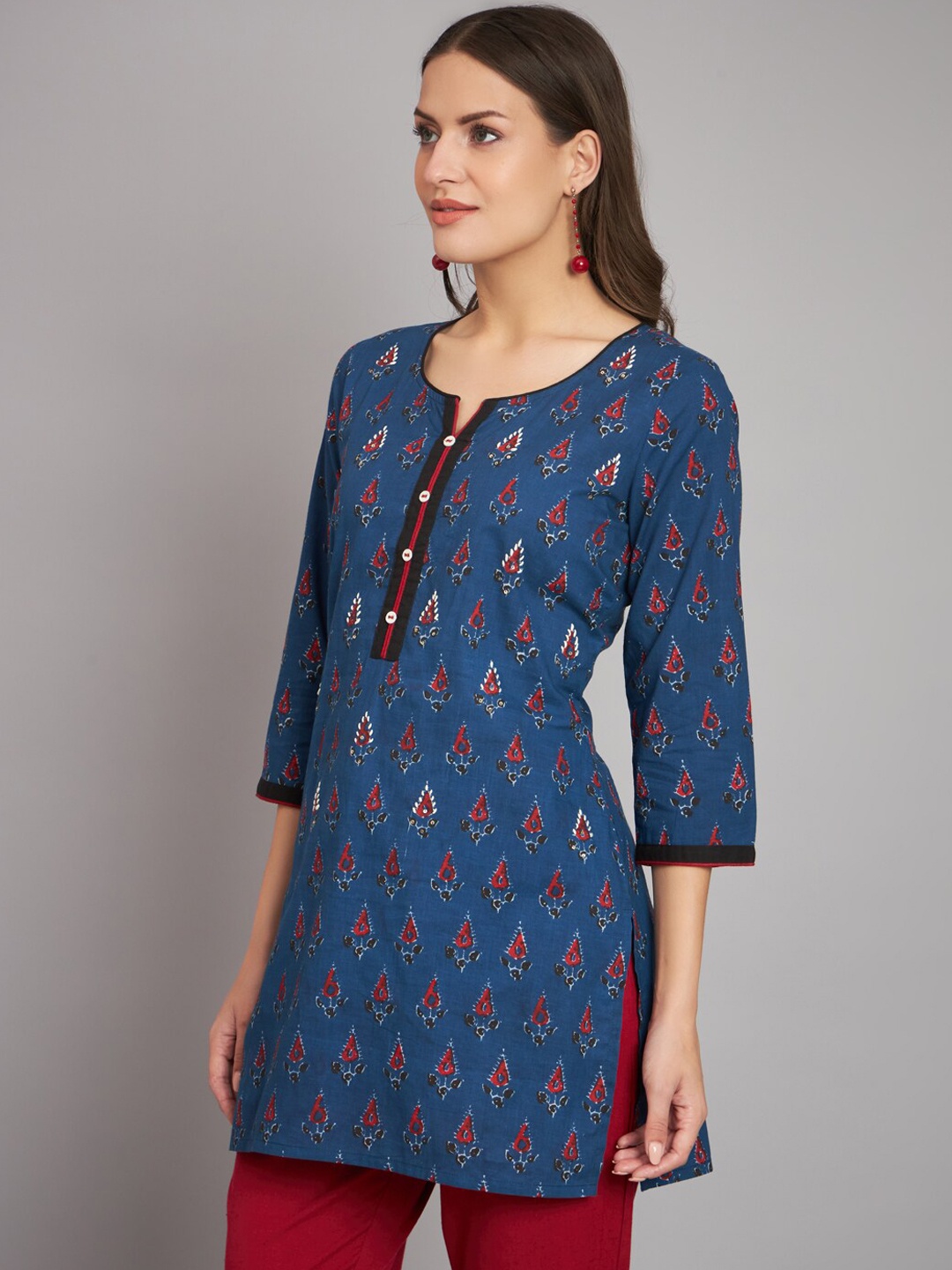 

RANGMAYEE Ethnic Motifs Printed Cotton Kurti, Blue