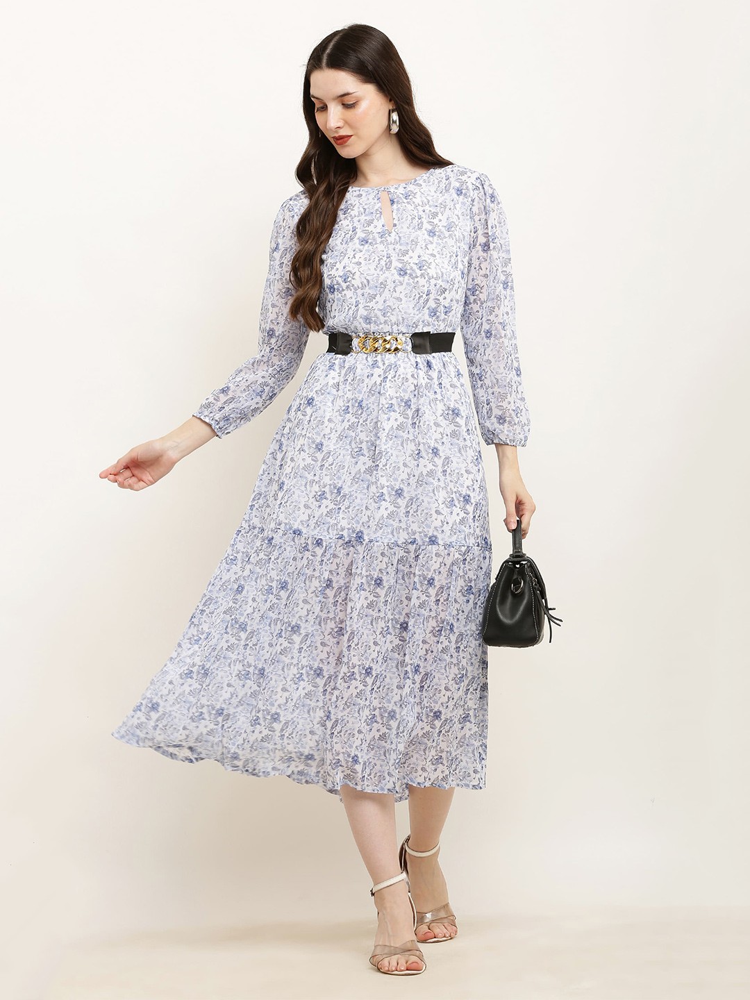 

SQew Blue Floral Print Keyhole Neck Fit & Flare Midi Dress