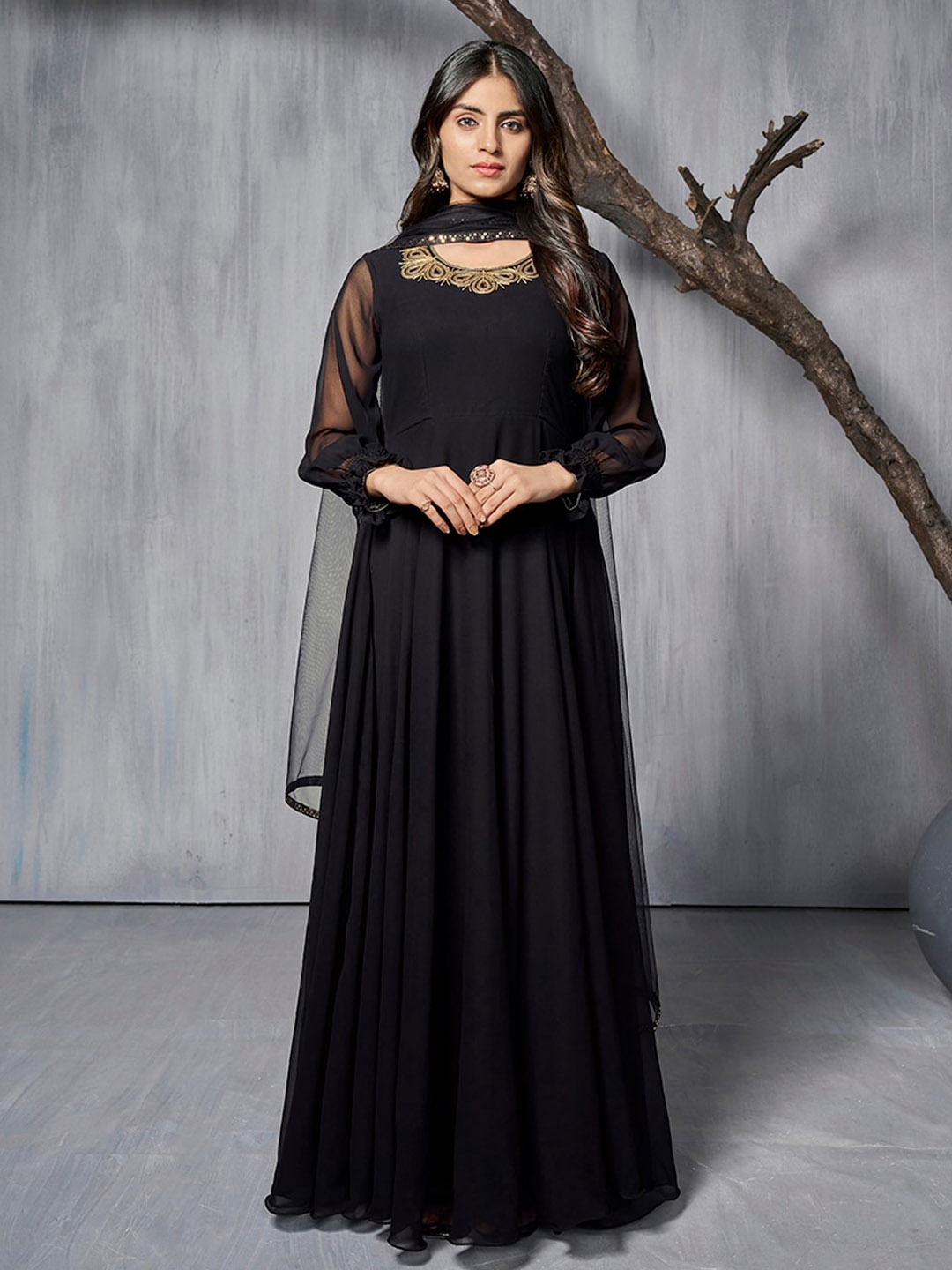 

Inddus Embroidered Georgette Anarkali Kurta with Dupatta, Black