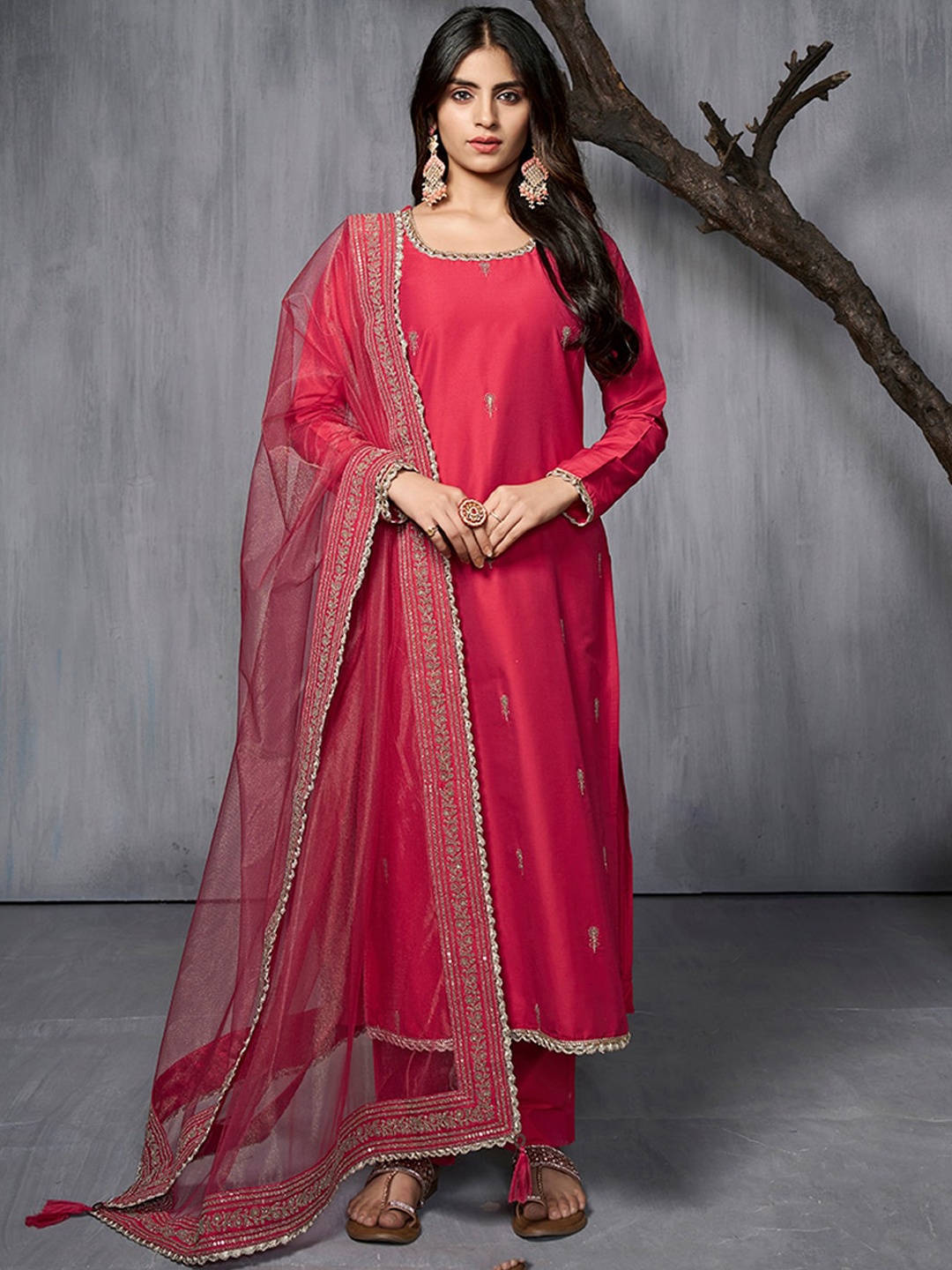 

Inddus Ethnic Motifs Embroidered Zari Regular Pure Silk Kurta with Trousers & With Dupatta, Magenta