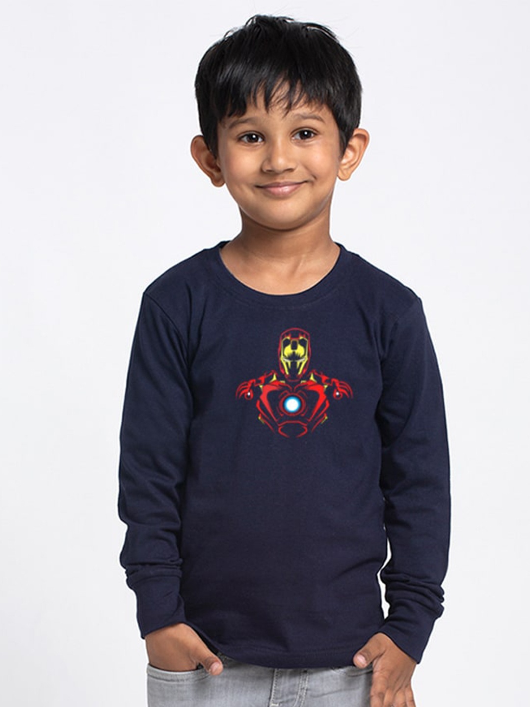 

Friskers Boys Navy Blue Applique Slim Fit T-shirt