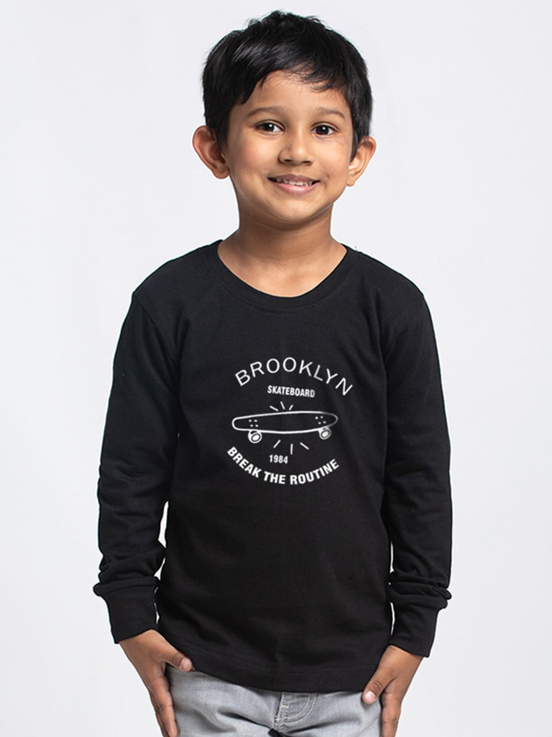 

Friskers Boys Black Printed Pockets Slim Fit T-shirt