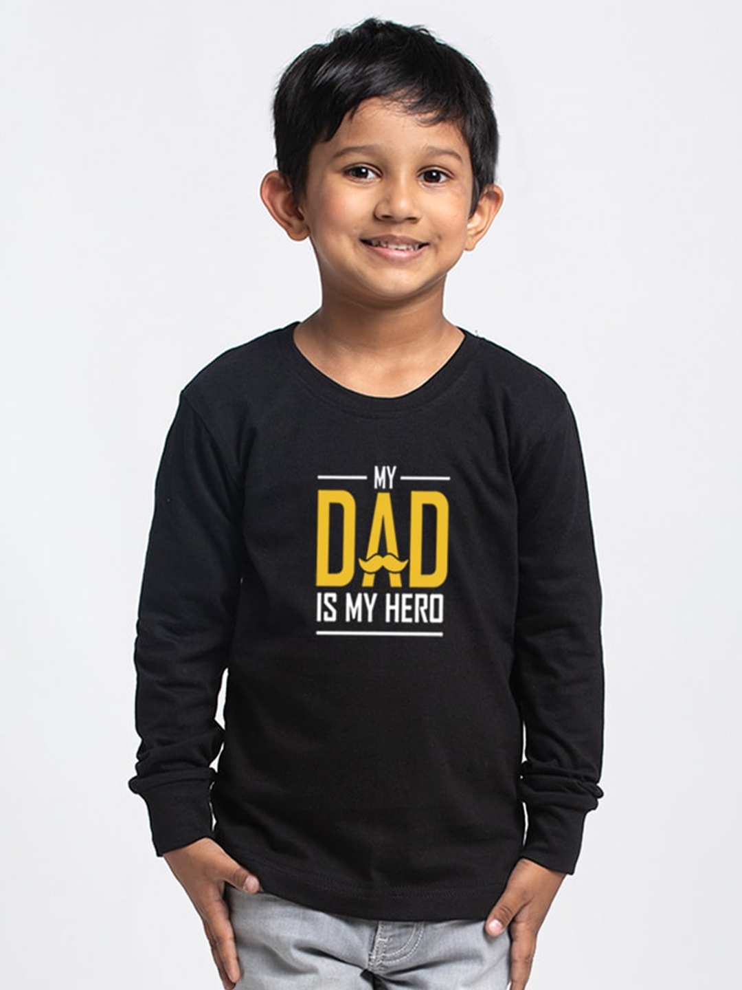 

Friskers Boys Black Printed Pockets Slim Fit T-shirt