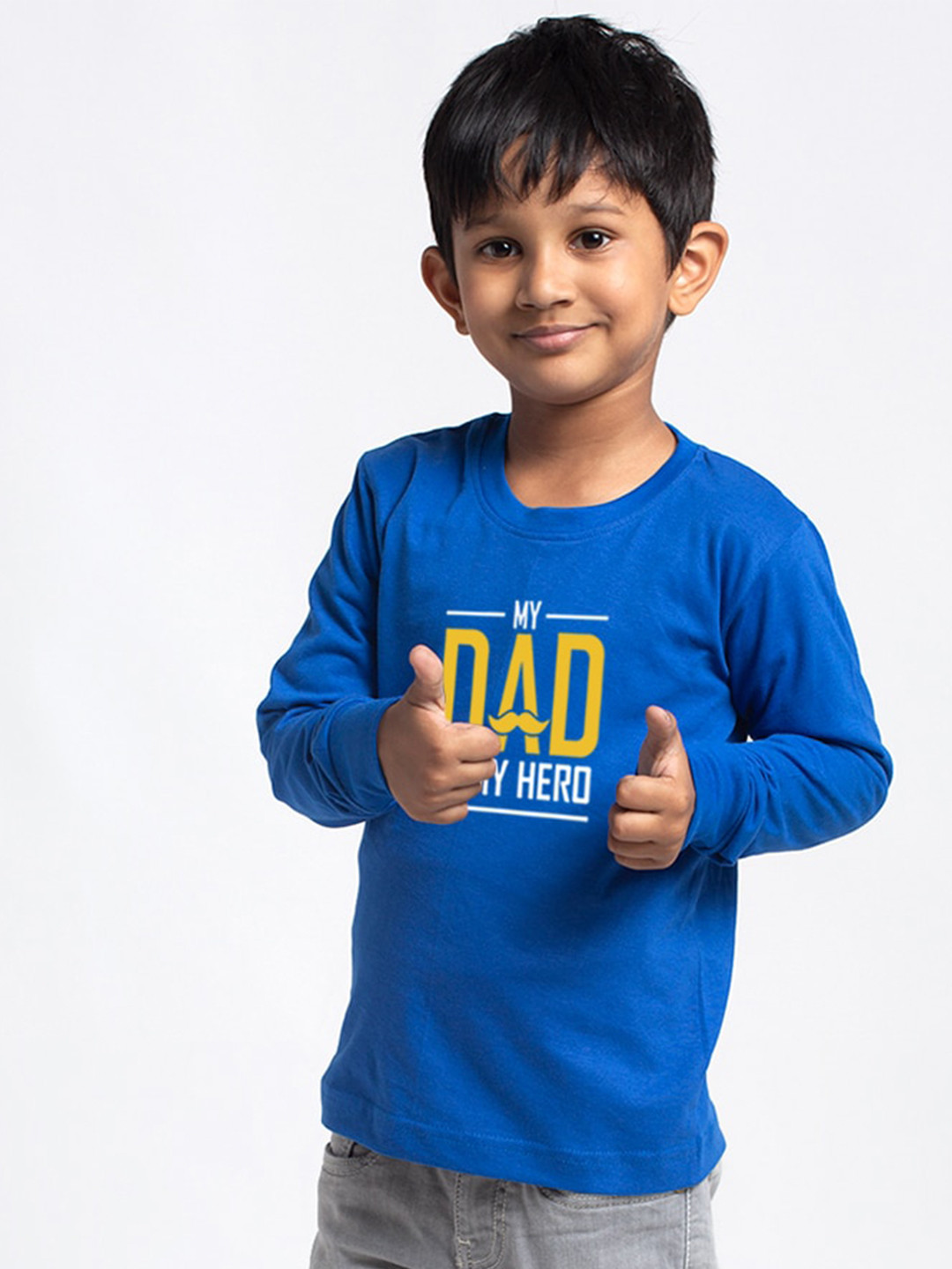 

Friskers Boys Blue Typography Printed Applique Slim Fit T-shirt