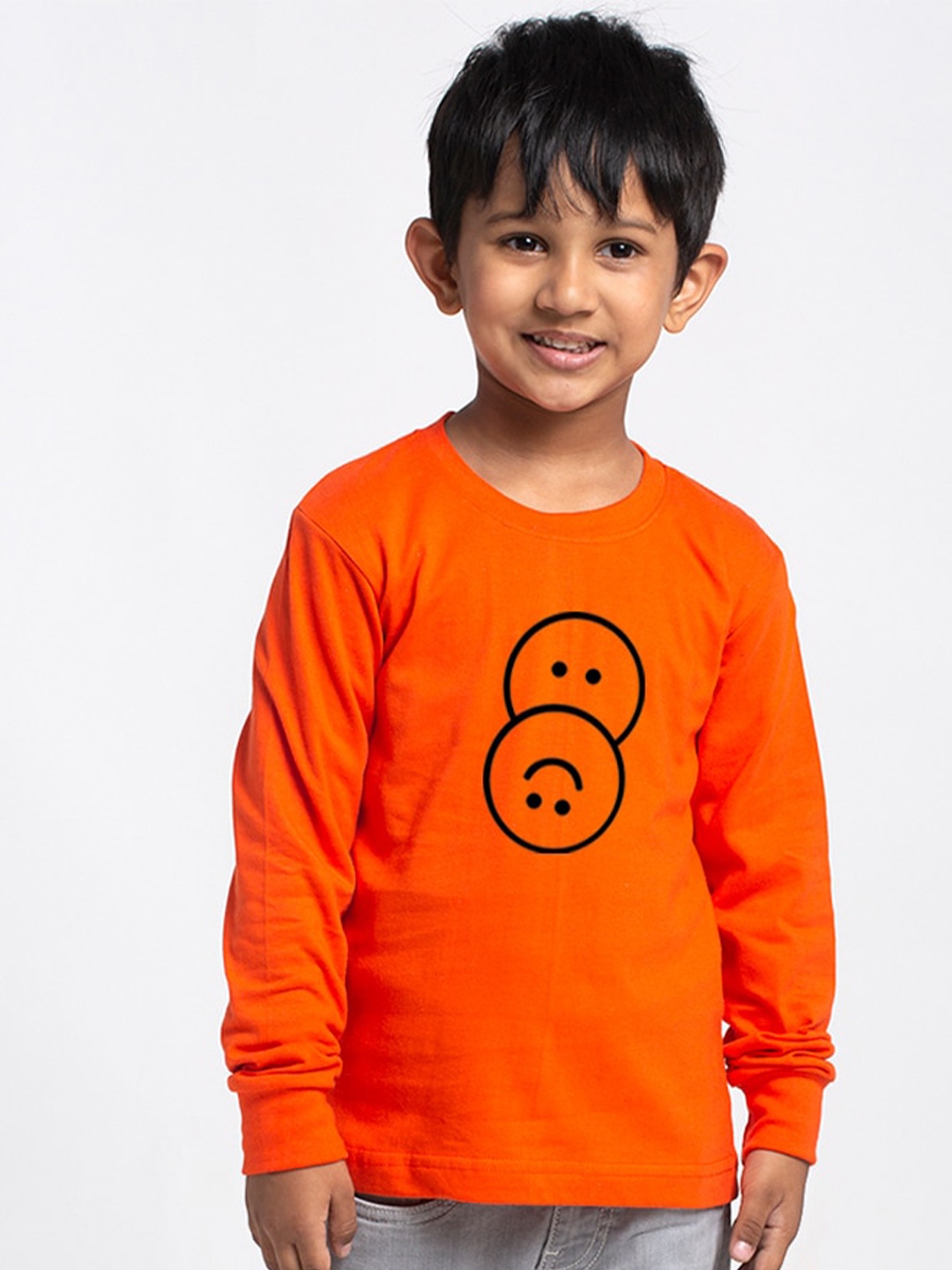 

Friskers Boys Orange Typography Applique Slim Fit T-shirt