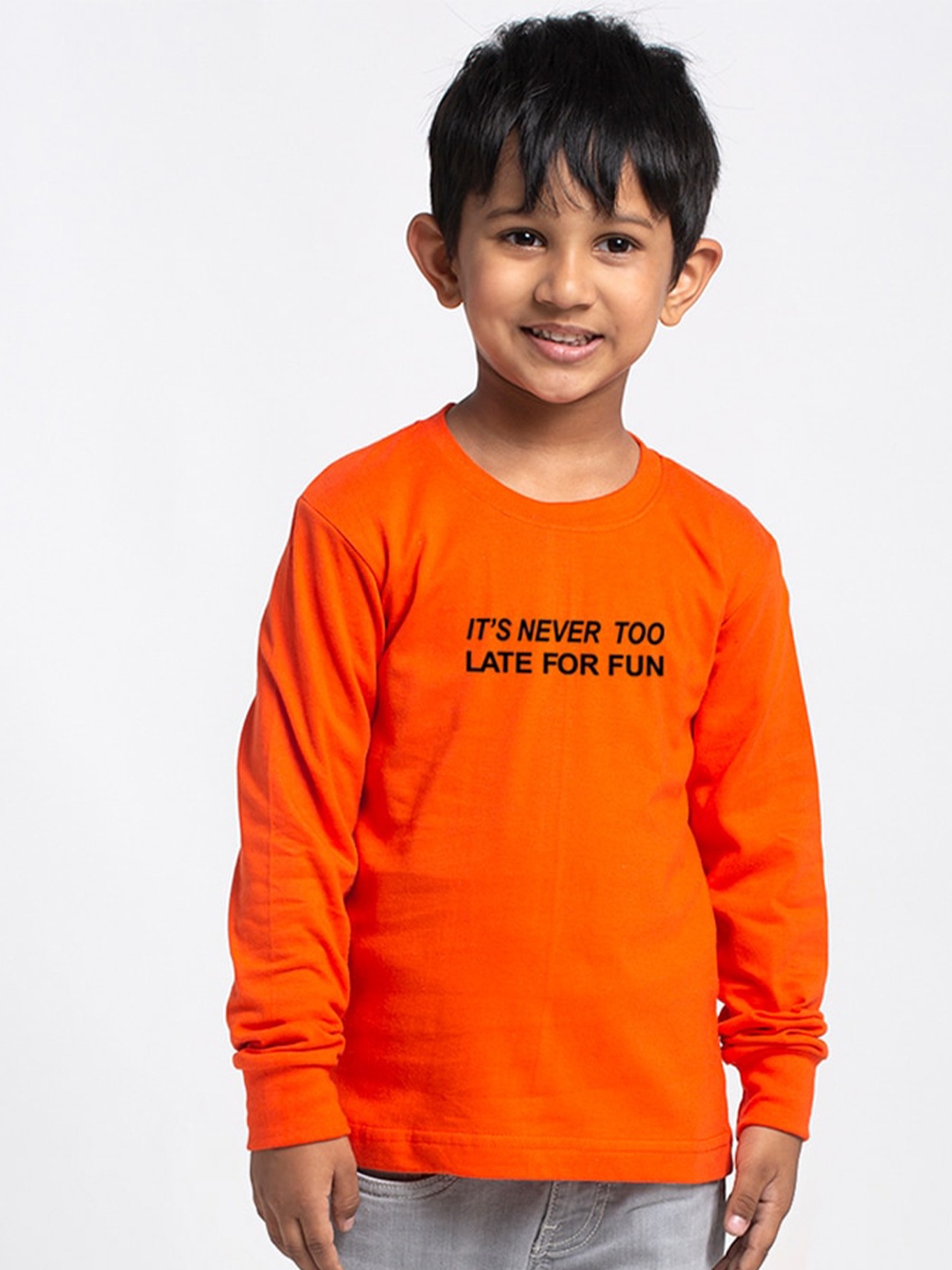 

Friskers Boys Orange Typography Printed Applique Slim Fit T-shirt
