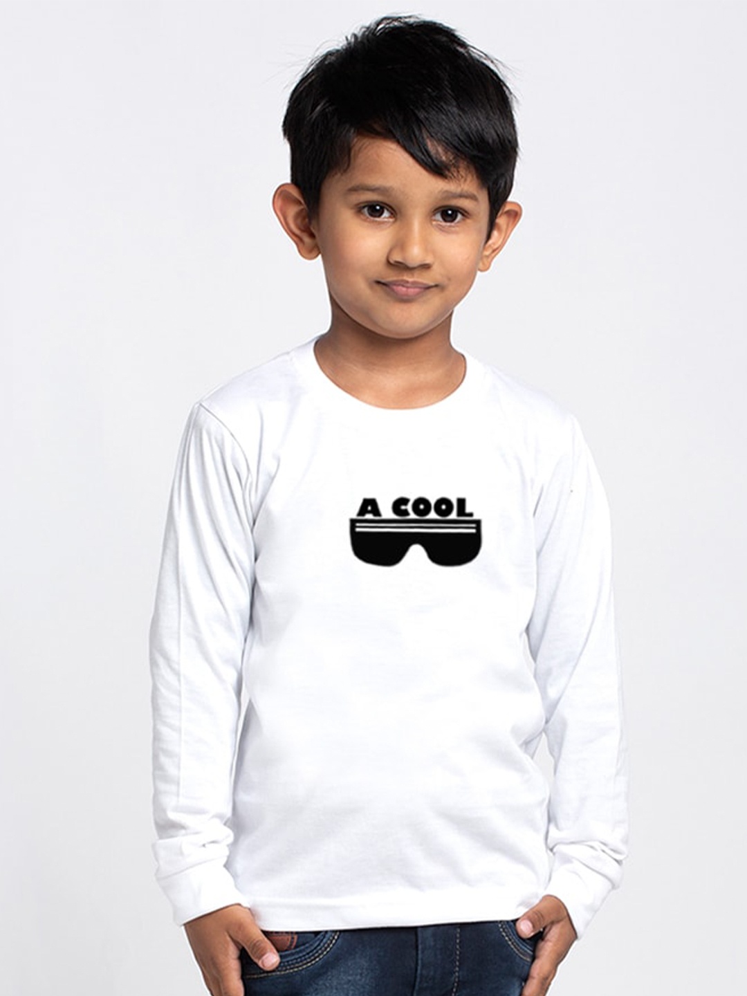 Friskers Boys White Typography Printed Raw Edge Slim Fit T-shirt