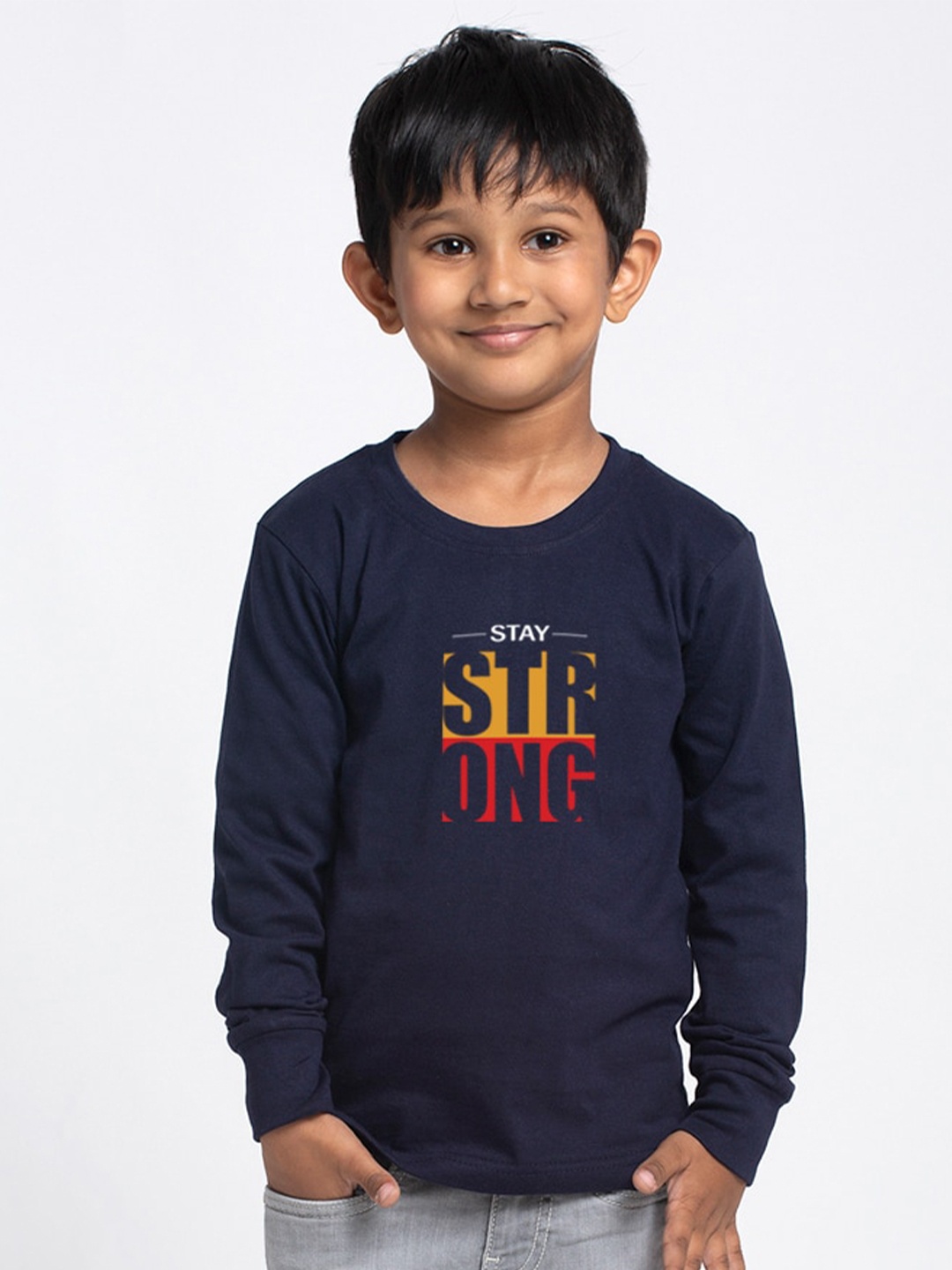 

Friskers Boys Navy Blue Typography Printed Applique Slim Fit T-shirt
