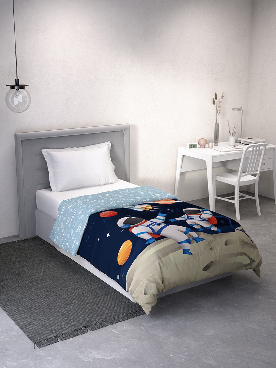 

DDecor Blue & Orange Cartoon Characters Mild Winter 150 GSM Single Bed Quilt