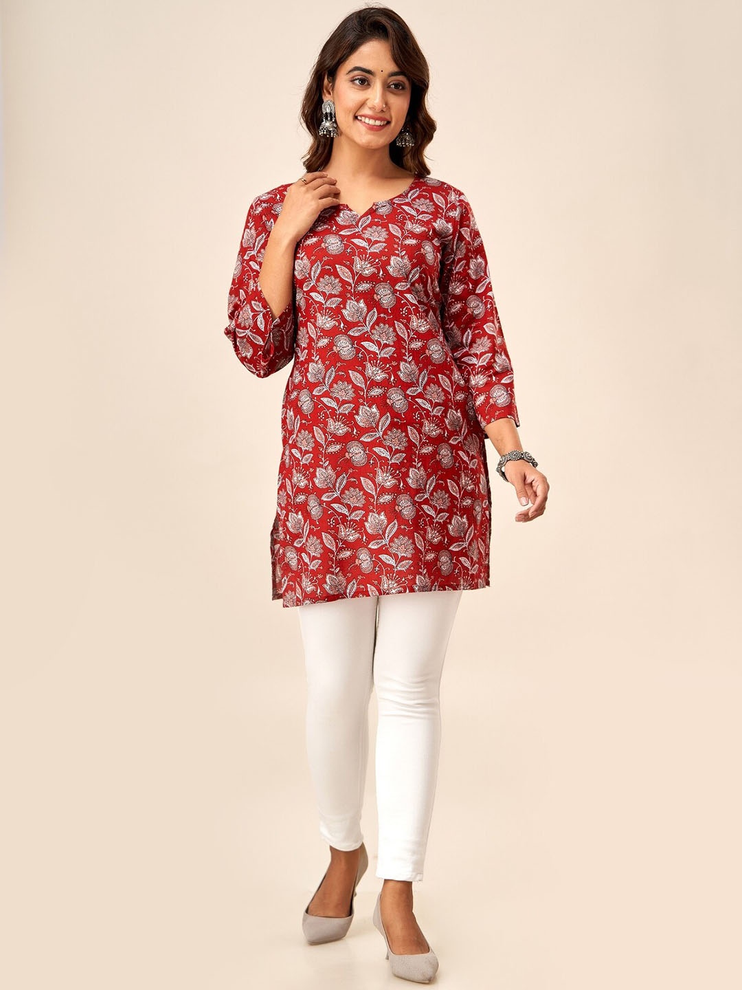 

HERE&NOW Ethnic Motifs Printed Straight Pure Cotton Kurti, Maroon