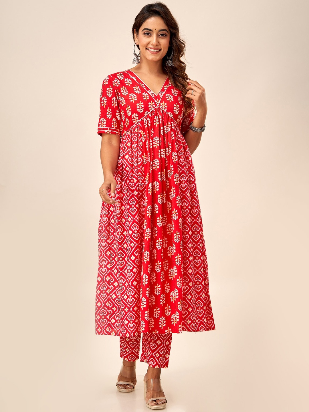 

HERE&NOW Floral Printed Empire Cotton Kurta, Red