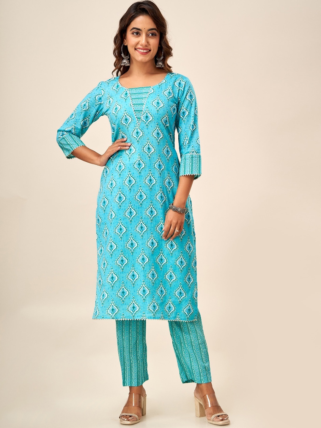 

HERE&NOW Blue Ethnic Motifs Printed Round Neck Gotta Patti Pure Cotton Kurta & Trousers, Turquoise blue