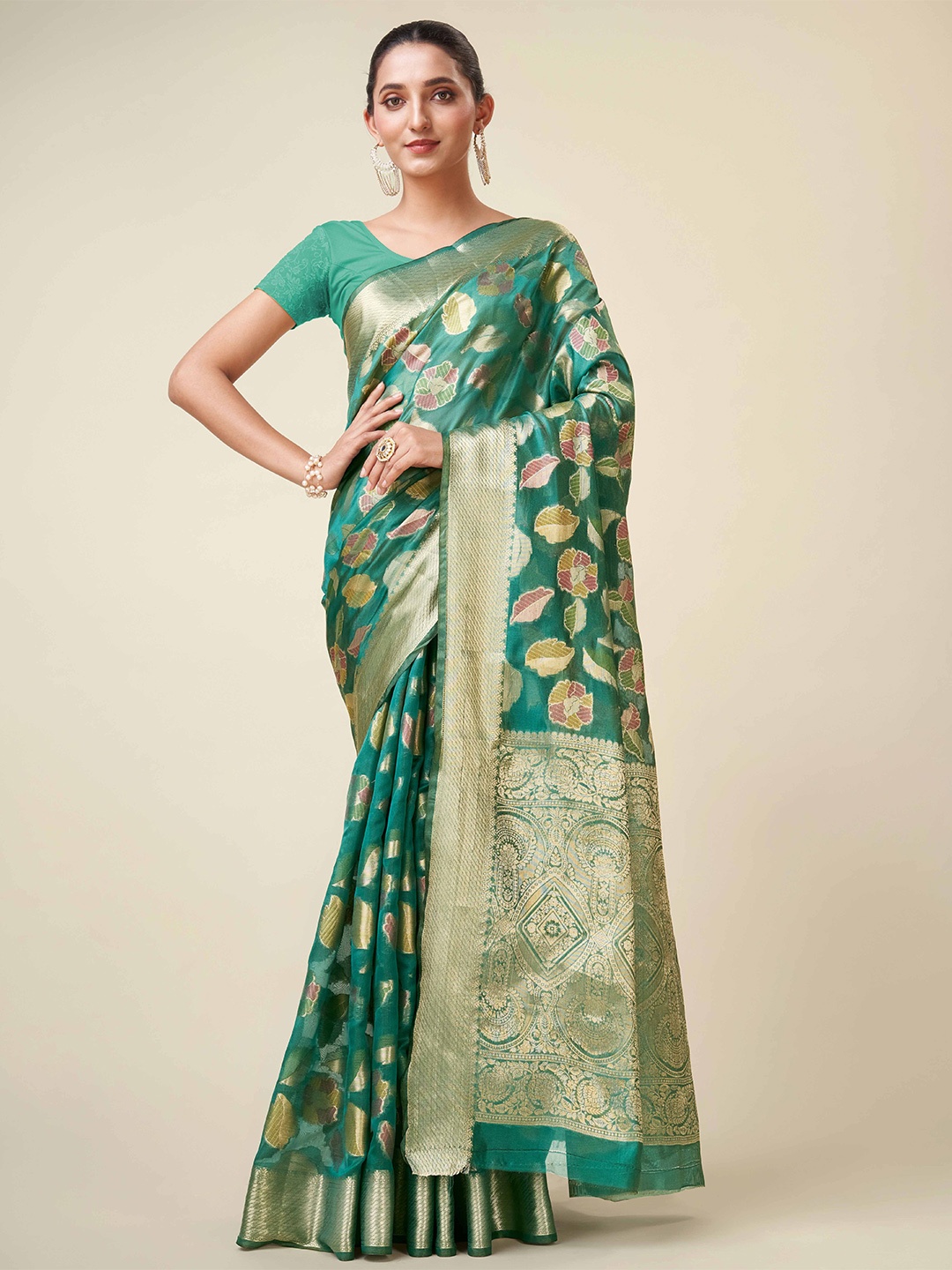 

Mitera Green & Gold-Toned Ethnic Motifs Woven Design Zari Organza Saree