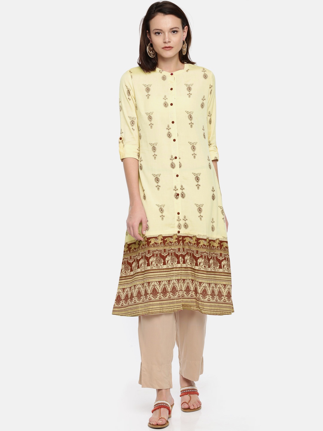 

Anahi Women Cream-Coloured & Maroon Printed A-Line Kurta