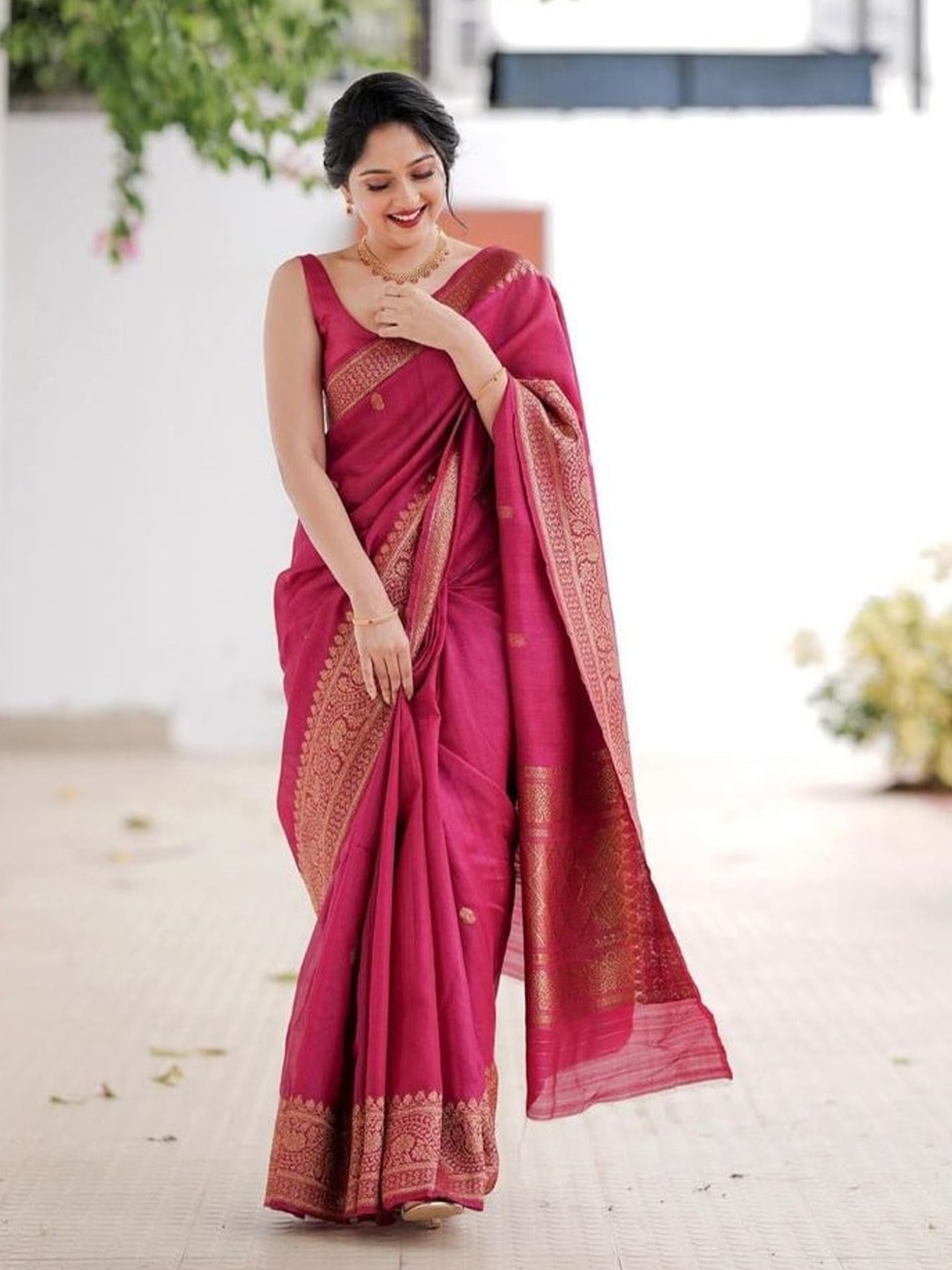 

Fashion Booms Woven Design Zari Kanjeevaram Saree, Pink