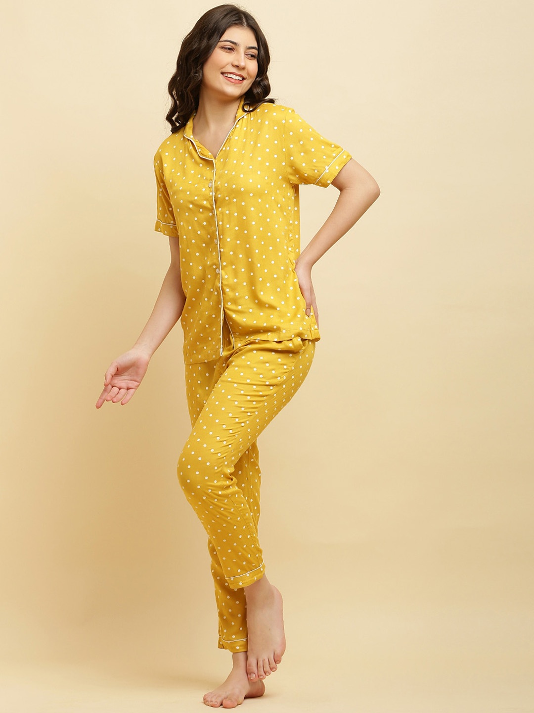 

SQew Polka Dots Printed Night suit, Yellow