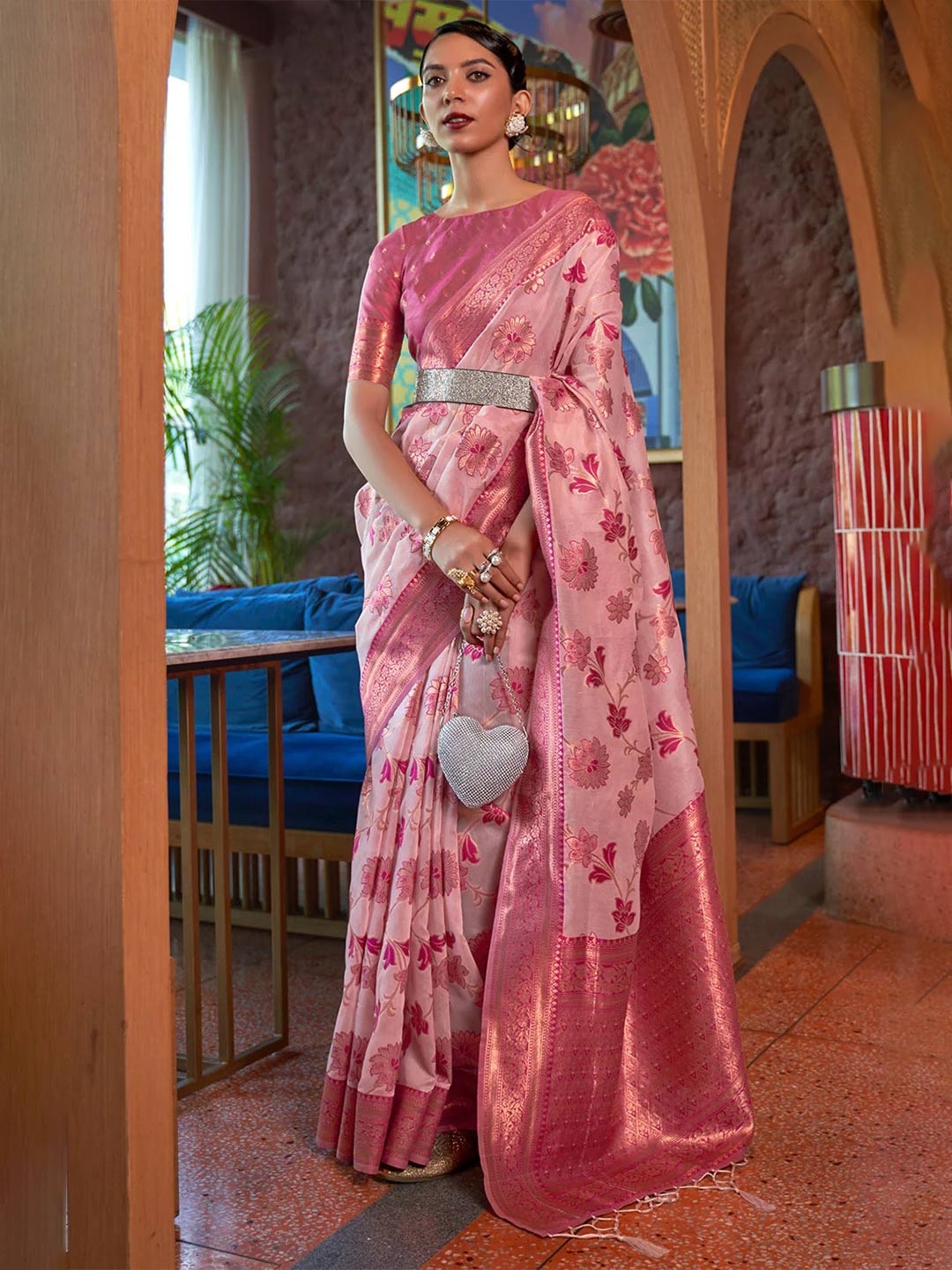 

Rangita Ethnic Motifs Woven Design Zari Saree, Pink