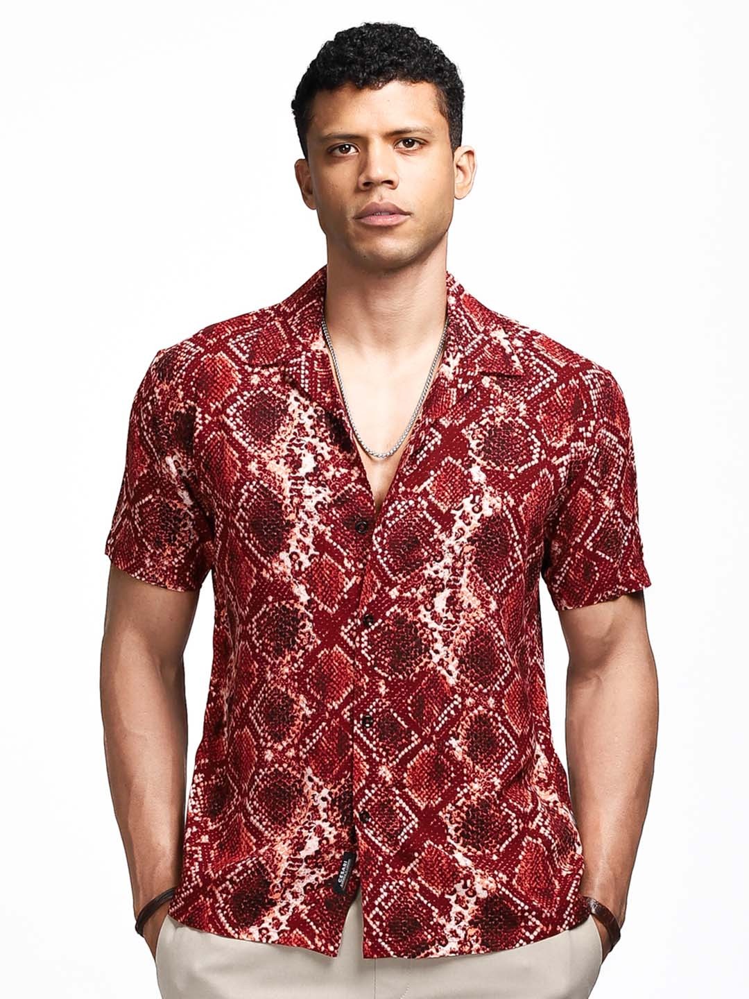 

CESARI LONDON Premium Fit Animal Printed Cuban Collar Casual Shirt, Red