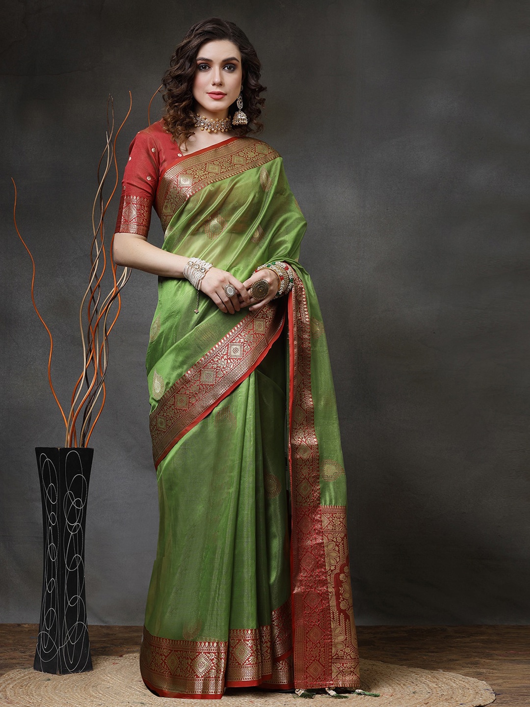 

Satrani Woven Design Zari Tissue Banarasi Saree, Green