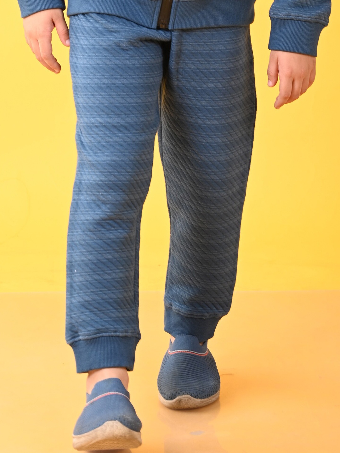 

Anthrilo Infant Boys Striped Relaxed Fit High-Rise Fleece Joggers, Blue