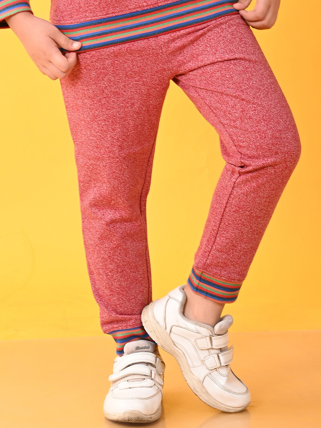 

Anthrilo Infant Boys Textured Relaxed Fit High-Rise Fleece Joggers, Red