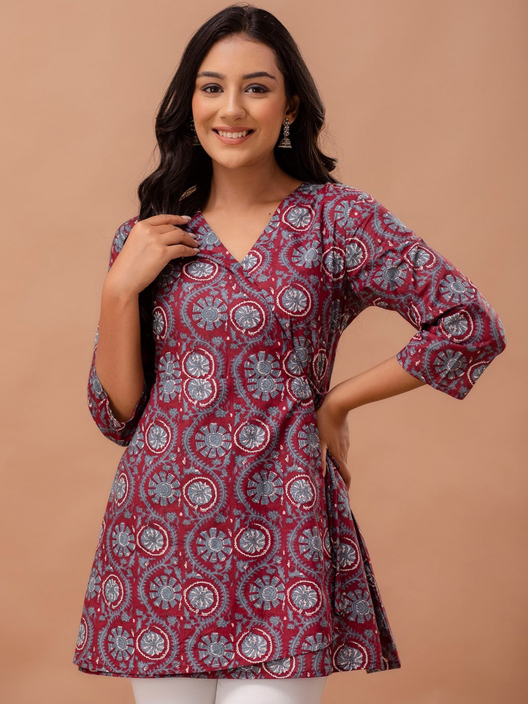 

FERANOID Ethnic Motifs Printed V-Neck Pure Cotton Angrakha A-Line Kurti, Maroon