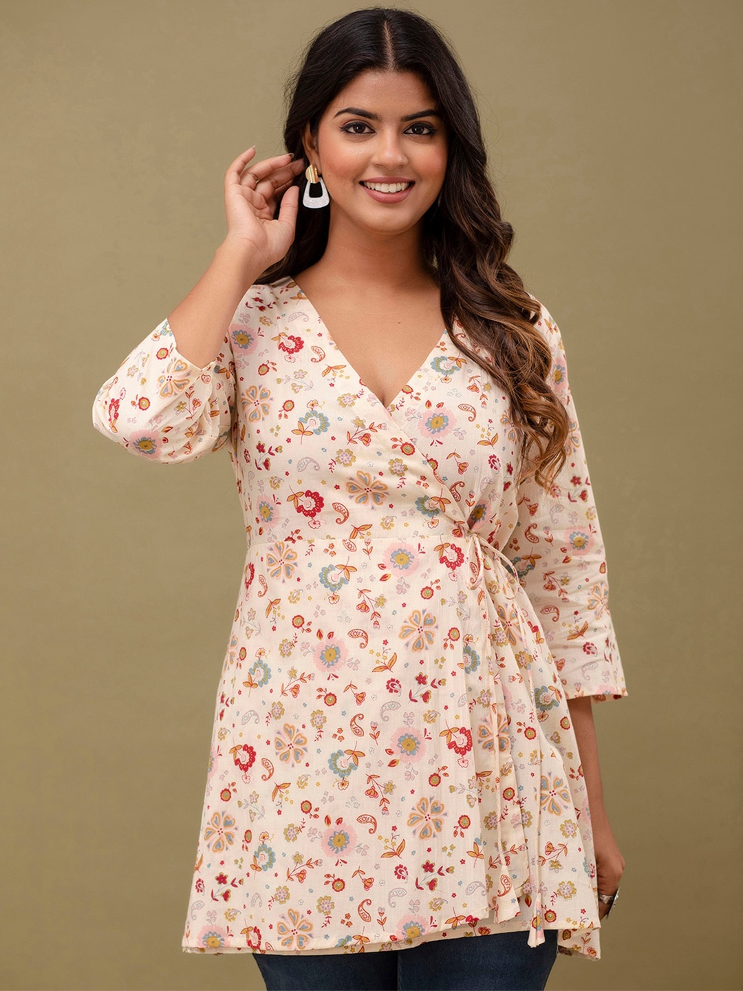 

FERANOID Floral Printed V-Neck Pure Cotton Angrakha A-Line Kurti, Off white