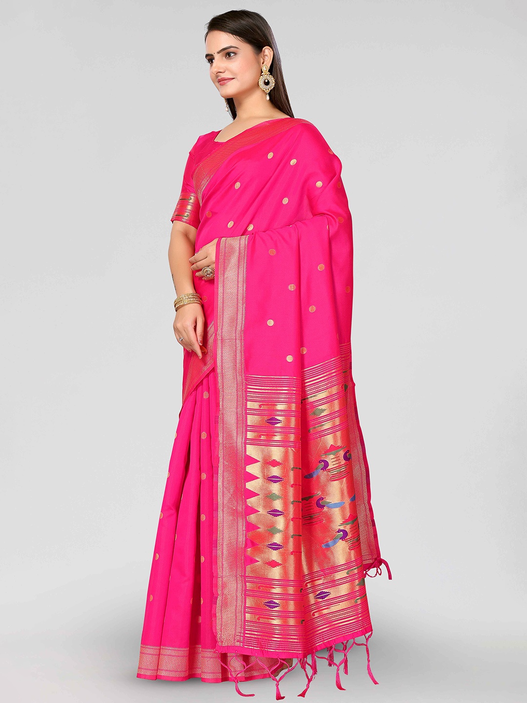 

DIVASTRI Ethnic Motifs Woven Design Zari Detailed Paithani Saree, Pink