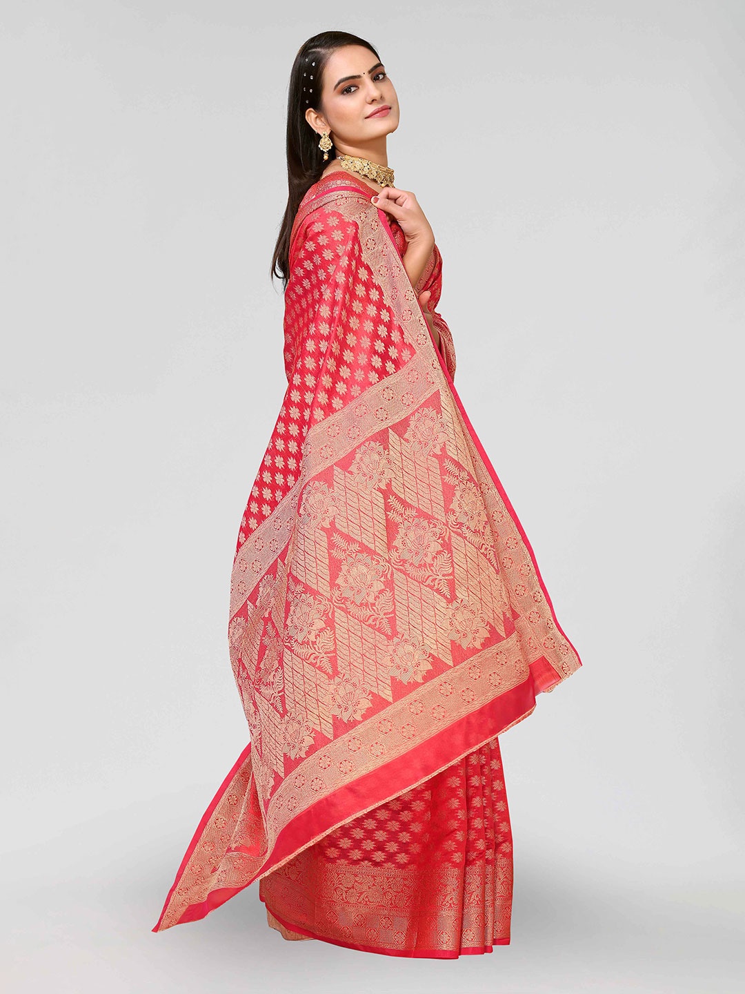 

DIVASTRI Ethnic Motifs Woven Design Zari Detailed Banarasi Saree, Red