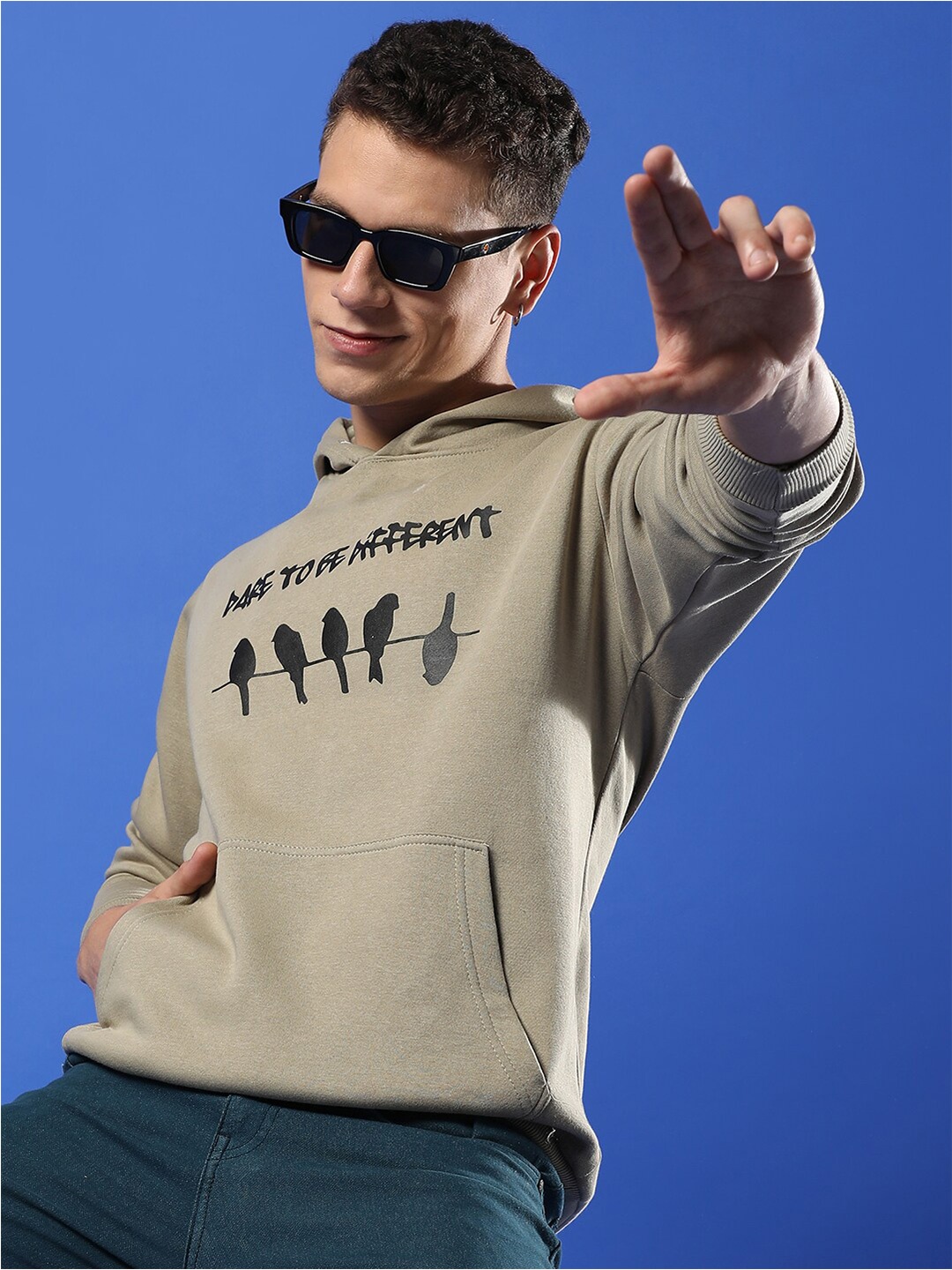

Campus Sutra Typography Printed Hooded Cotton Pullover Sweatshirt, Olive
