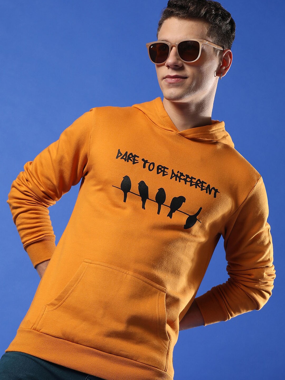 

Campus Sutra Typography Printed Hooded Cotton Pullover, Mustard