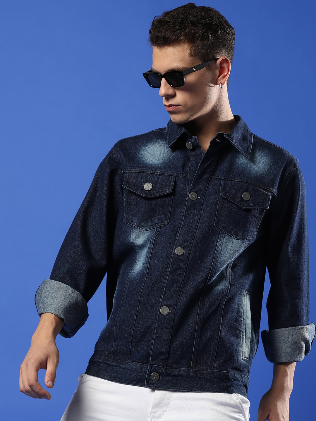 

Campus Sutra Spread Collar Washed Windcheater Cotton Denim Jacket, Navy blue
