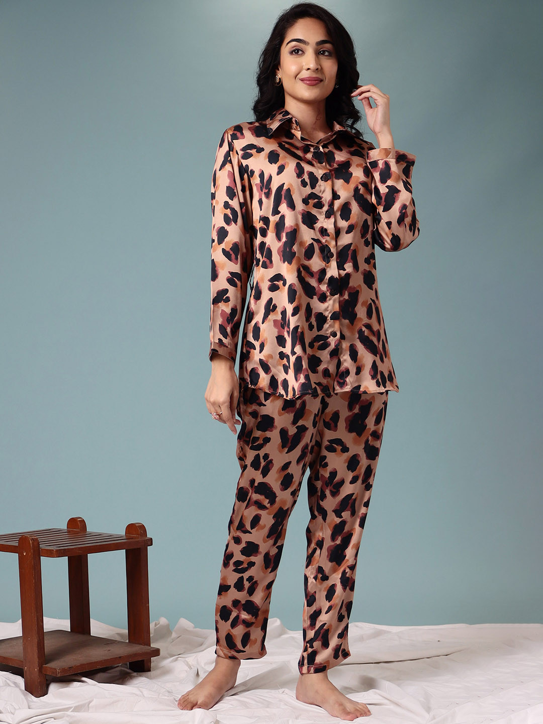 

ZARI Animal Printed Satin Collar Shirt With Trousers, Brown