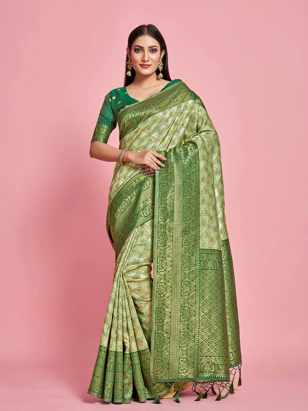 

MIMOSA Ethnic Motifs Woven Design Zari Kanjeevaram Saree, Green