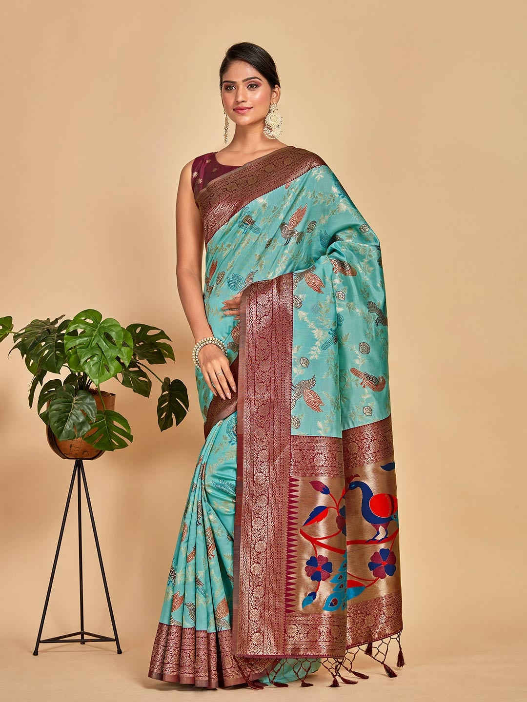 

MIMOSA Ethnic Motifs Woven Design Zari Banarasi Saree, Turquoise blue