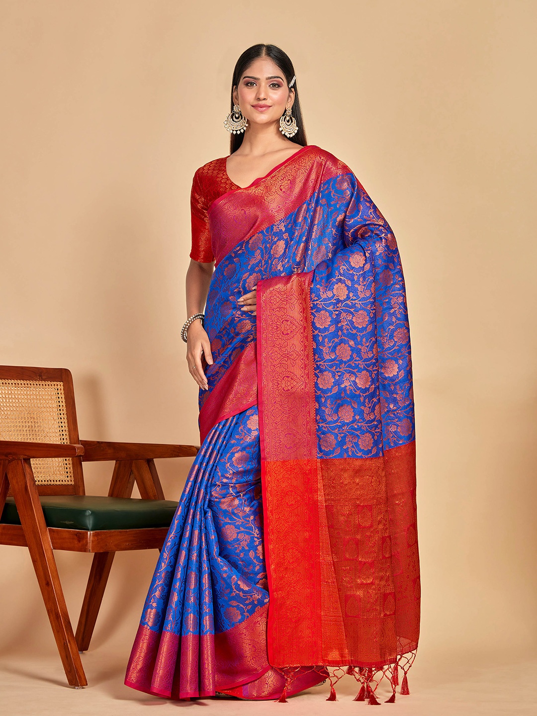 

MIMOSA Floral Printed Zari Kanjeevaram Saree, Blue