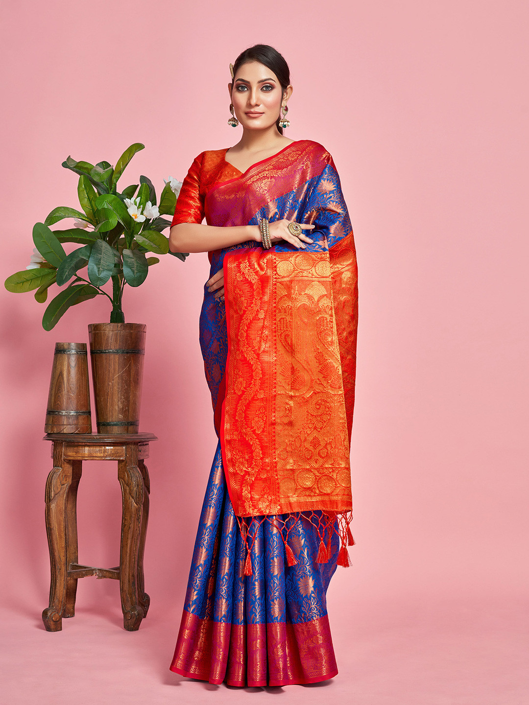 

MIMOSA Floral Woven Design Zari Kanjeevaram Saree, Blue