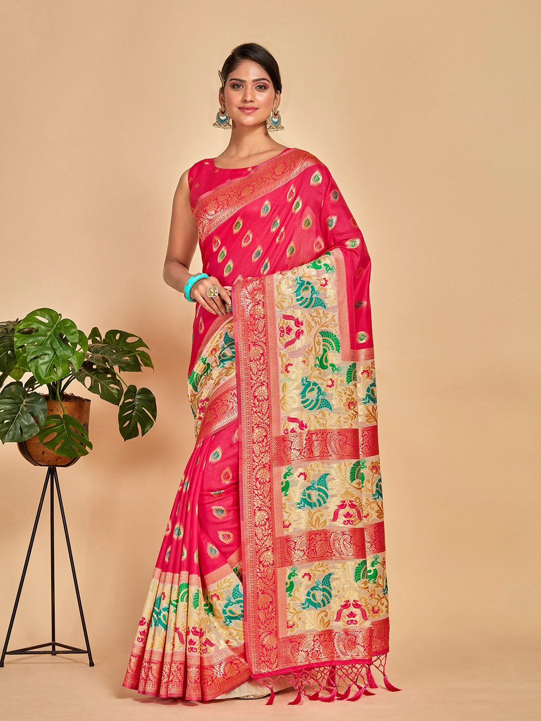 

MIMOSA Paisley Woven Design Zari Kanjeevaram Saree, Pink