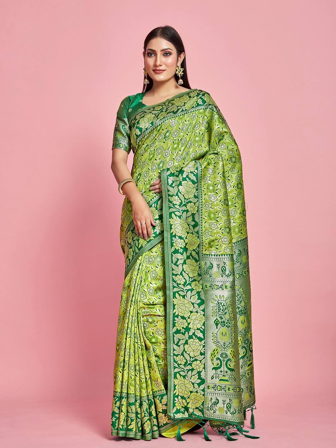 

MIMOSA Floral Woven Design Zari Kanjeevaram Saree, Lime green