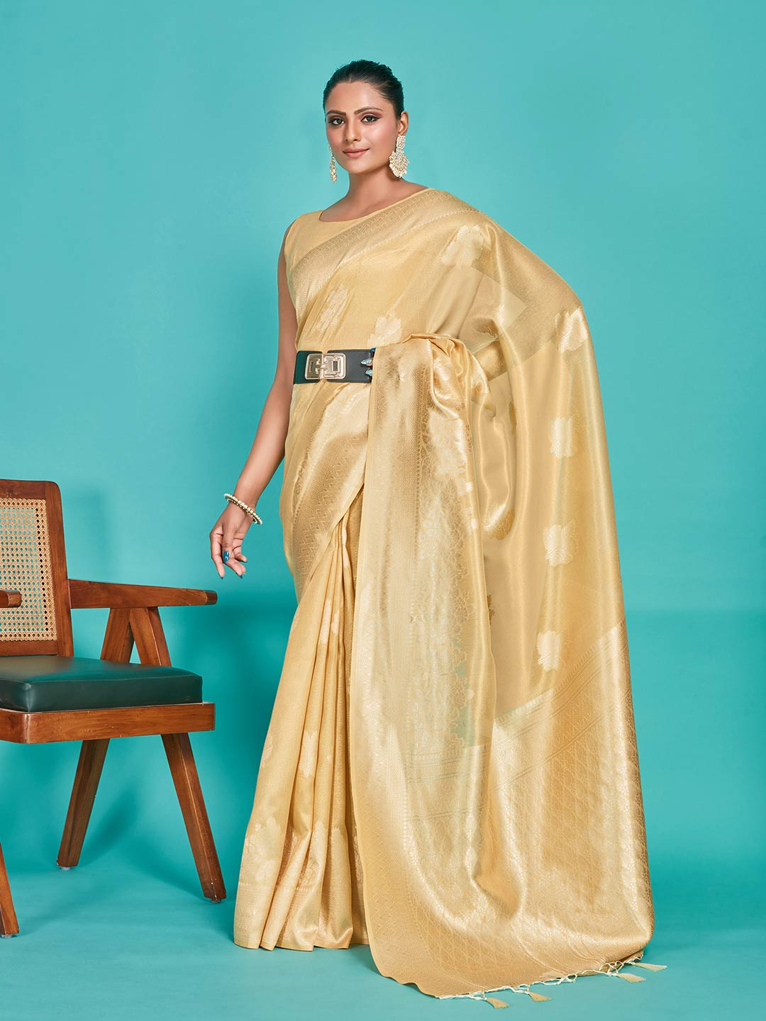 

MIMOSA Floral Woven Design Zari Banarasi Saree, Beige