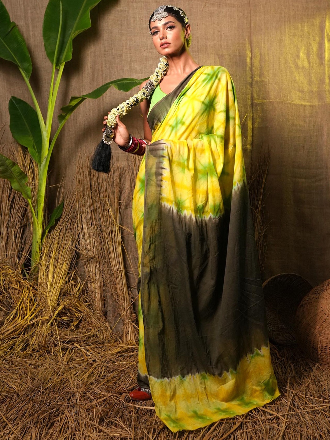 

Unnati Silks Tie and Dye Pure Cotton Handloom Saree, Yellow