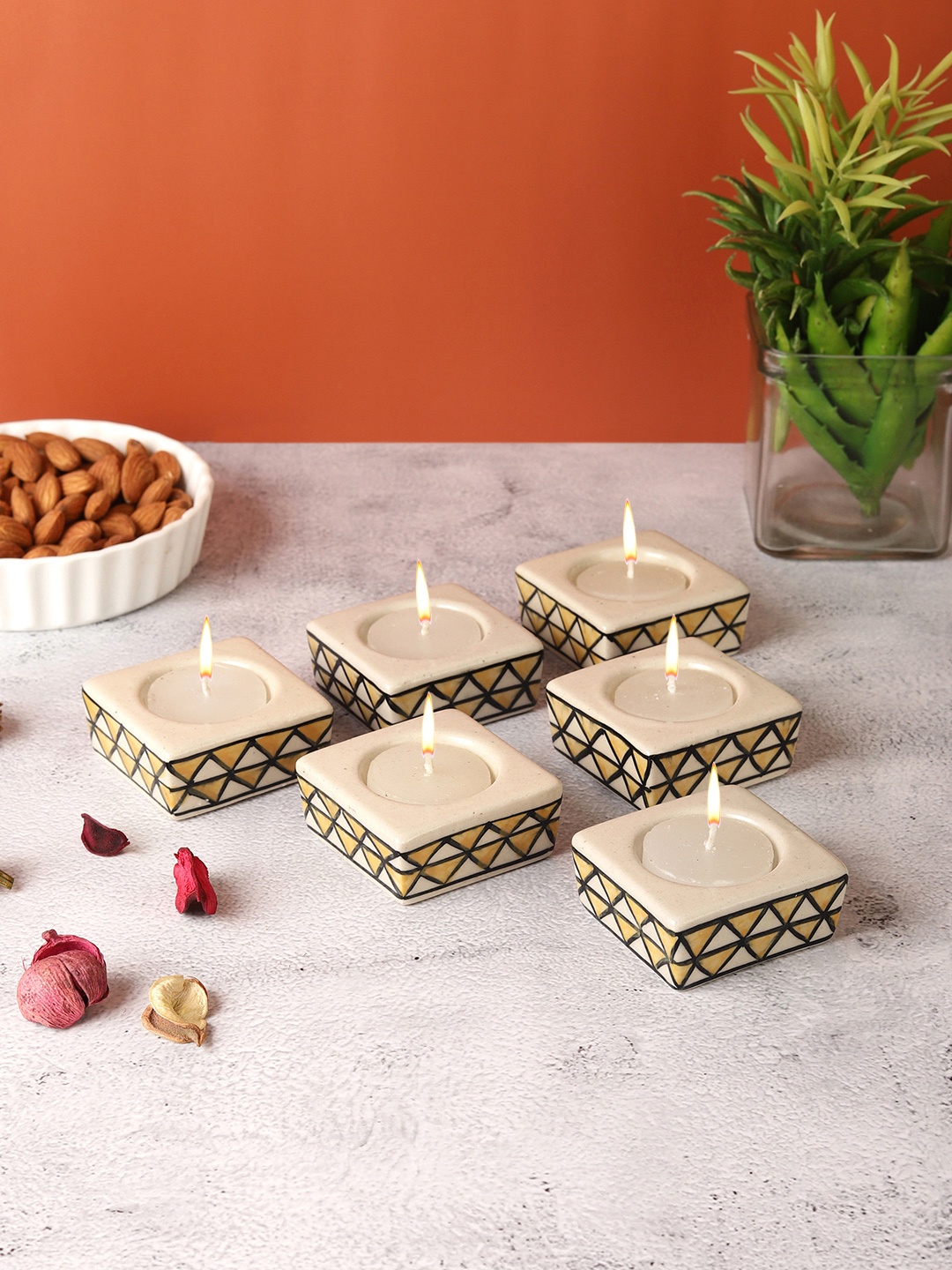 

VarEesha 6 Pcs Yellow & Off White Hand Painted Tea-Light Holders